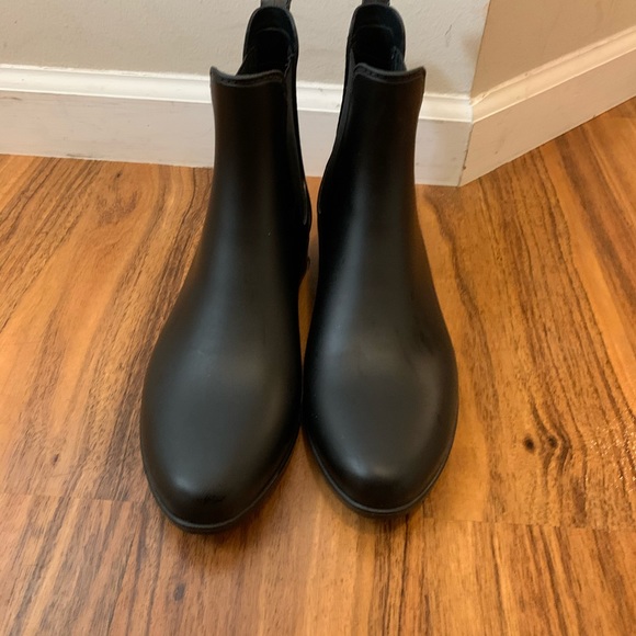 J crew chelsea matte rain boots Clearance